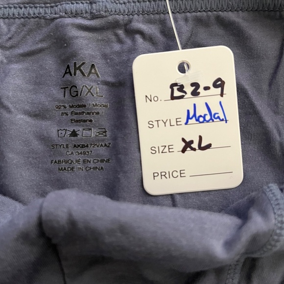 Modal XL brief - Picture 4 of 4